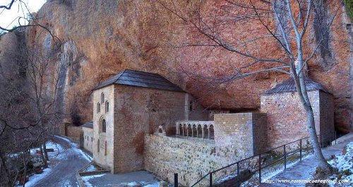 Monastère de Saint Jean-Baptiste-du-Rocher; Aragon; source: www.romanicoaragones.com